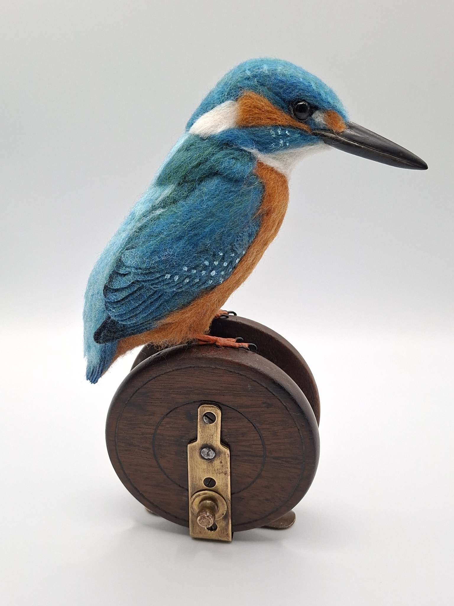 Kingfisher : Unique handmade needle-felted wildlife sculpture.  