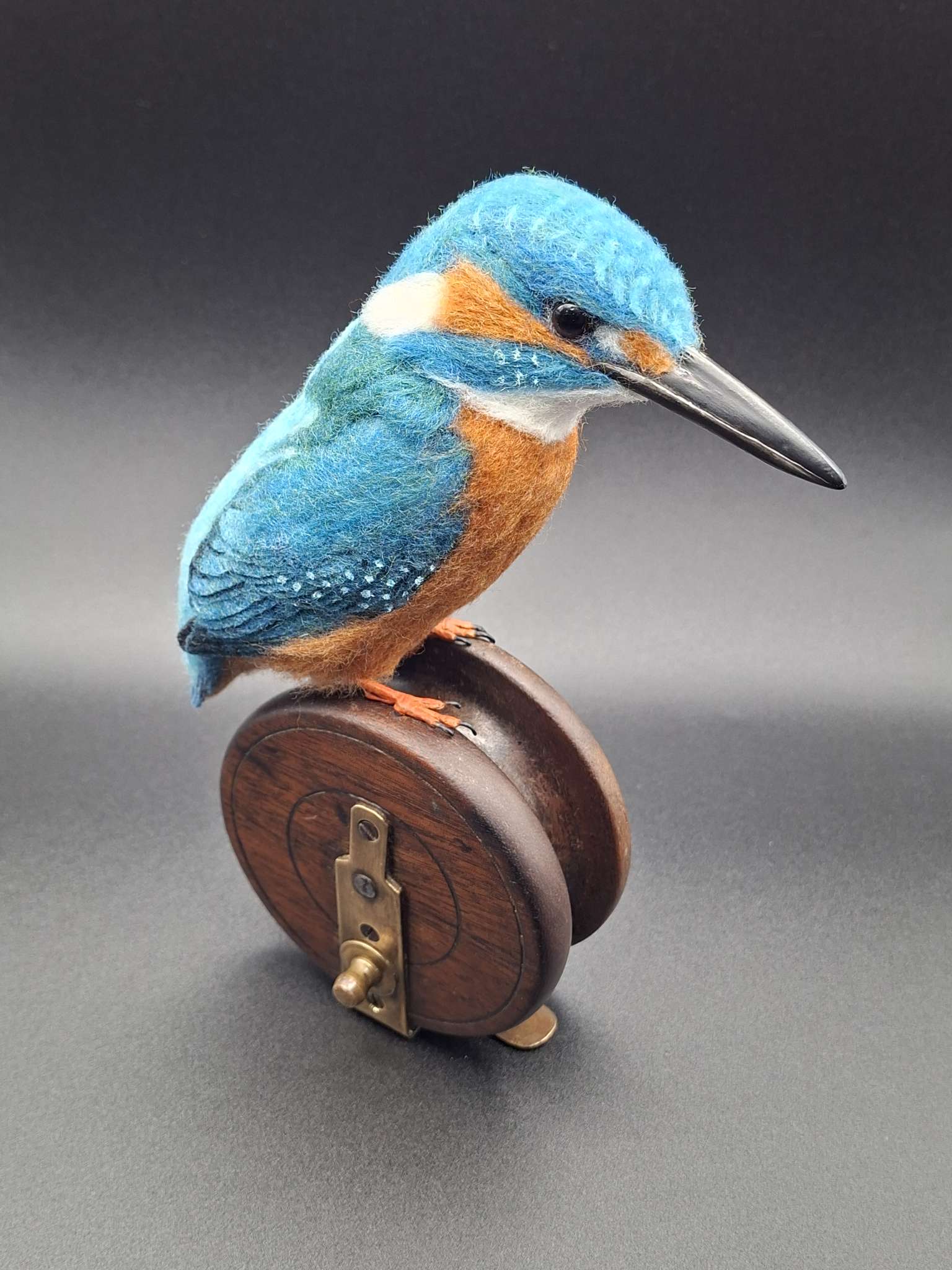 Kingfisher : Unique handmade needle-felted wildlife sculpture.  
